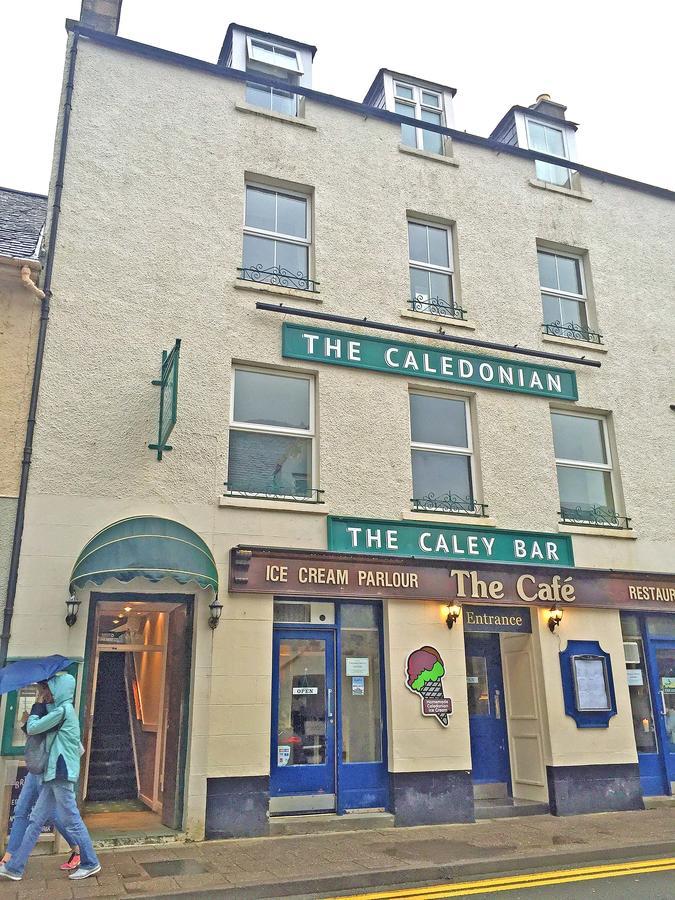 Caledonian Hotel Portree Exterior photo